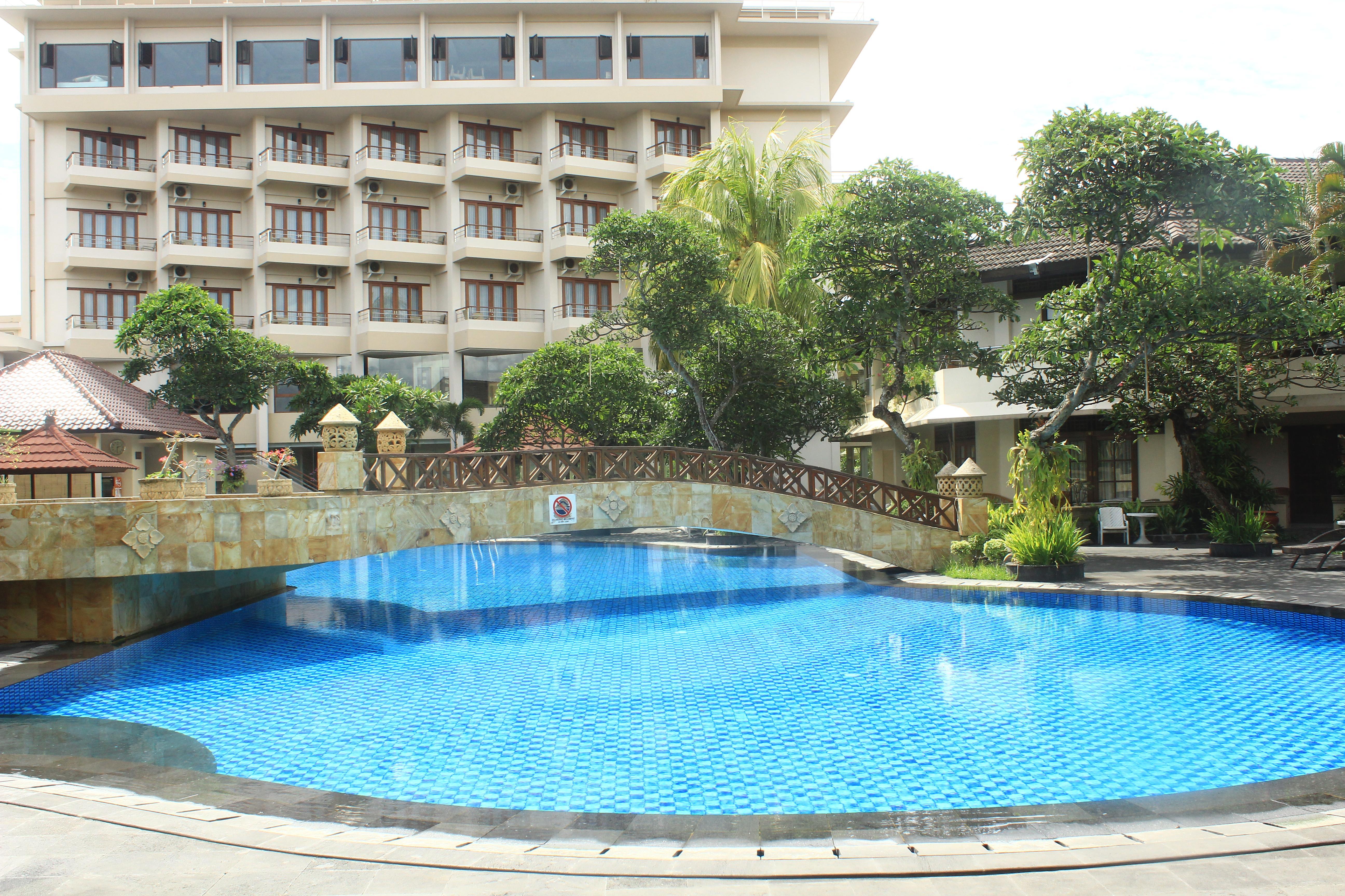 Lombok Raya Hotel Mataram Eksteriør bilde