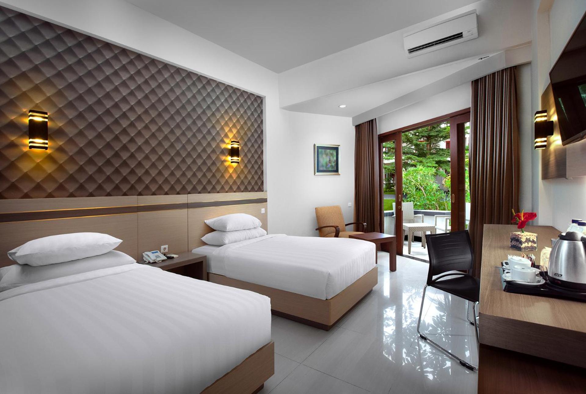 Lombok Raya Hotel Mataram Eksteriør bilde