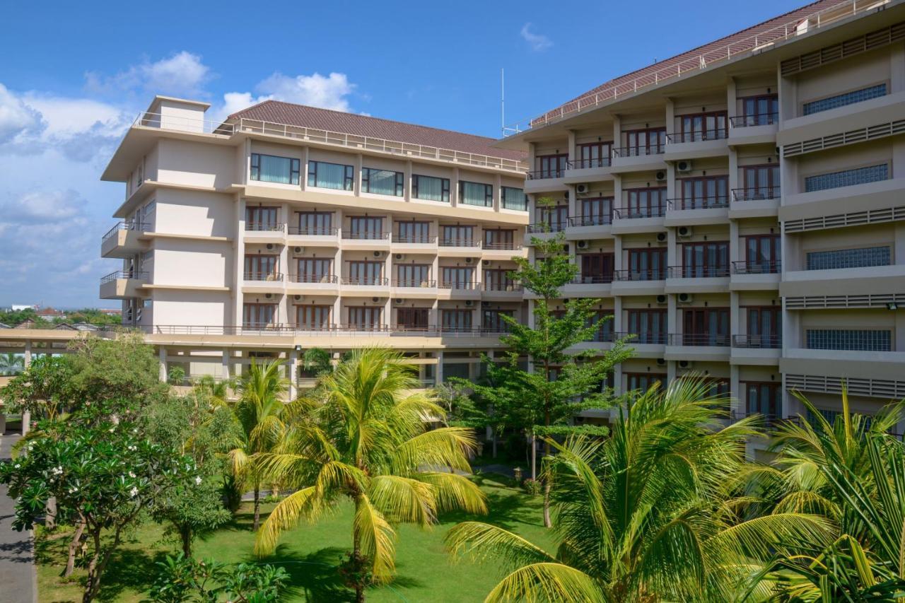Lombok Raya Hotel Mataram Eksteriør bilde